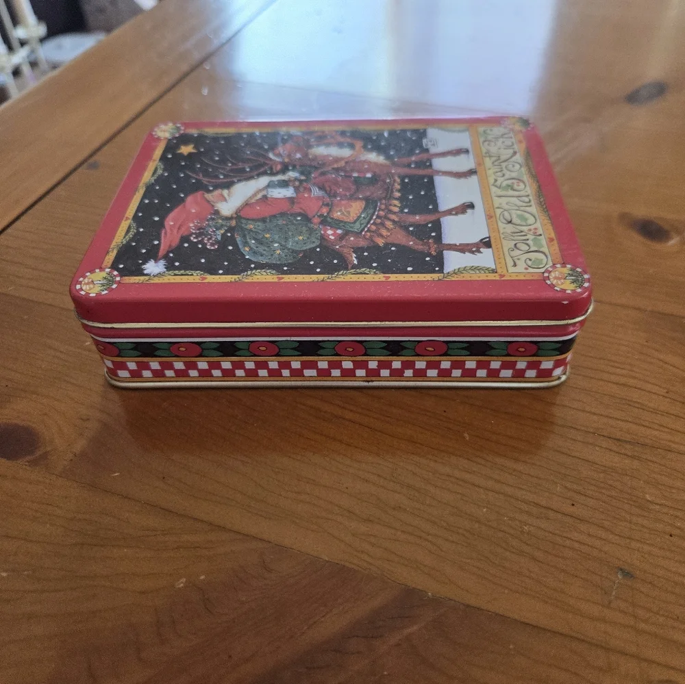 Mary Engelbreit Jolly Old Saint Nick Tin